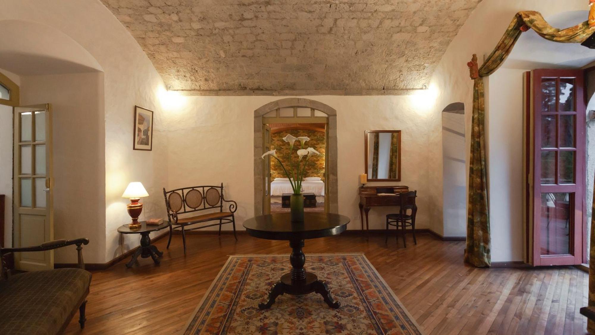 Отель Hacienda La Cienega Латакунга Экстерьер фото