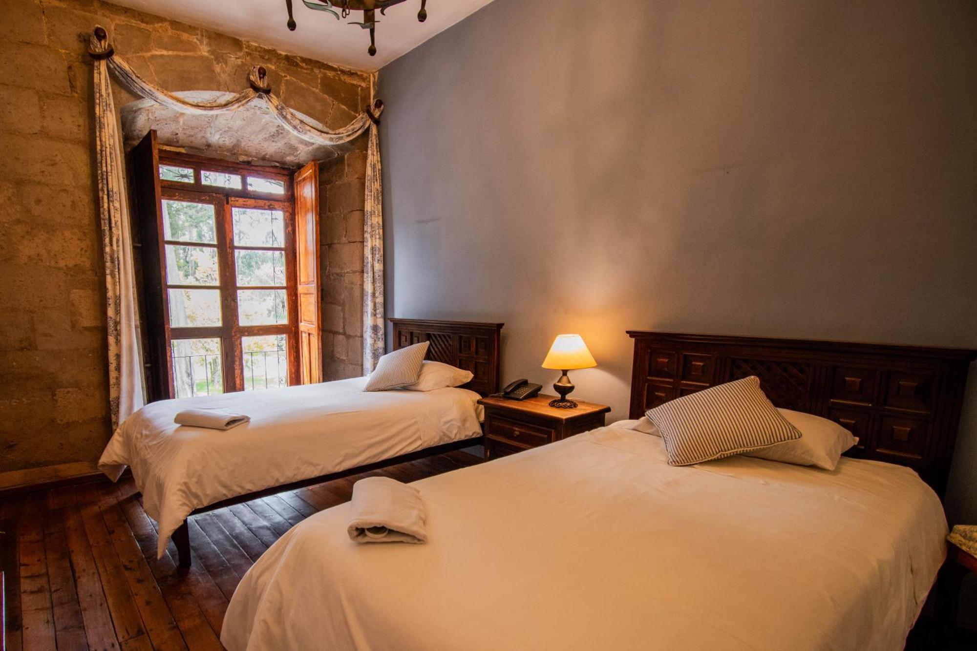 Отель Hacienda La Cienega Латакунга Экстерьер фото